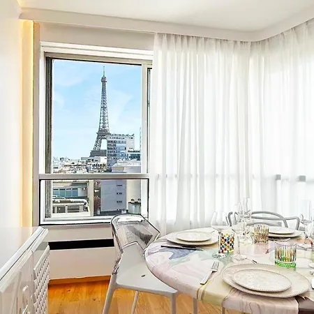 Contemporary Artist Style Panoramic Eiffeltower Ubytování v soukromí *
